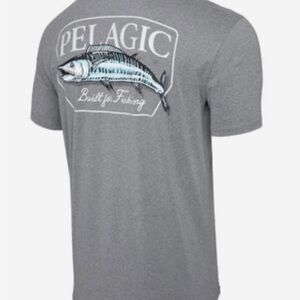 BRAND NEW Pelagic Stratos wahoo’d performance short sleeve shirt SIZE LARGE